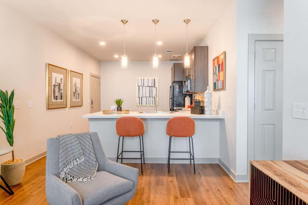 Photo of 13939 Hillcroft Avenue #1307, Houston, TX 77085 (MLS # 94000511)