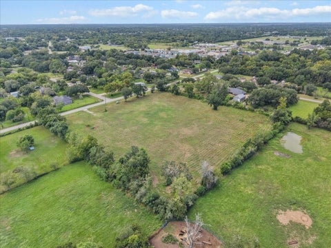 Photo of 1 Avenue S, Santa Fe, TX 77510 (MLS # 62666056)