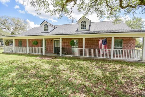 Photo of 4427 County Road 382 Rd, Louise, TX 77455 (MLS # 8429759)