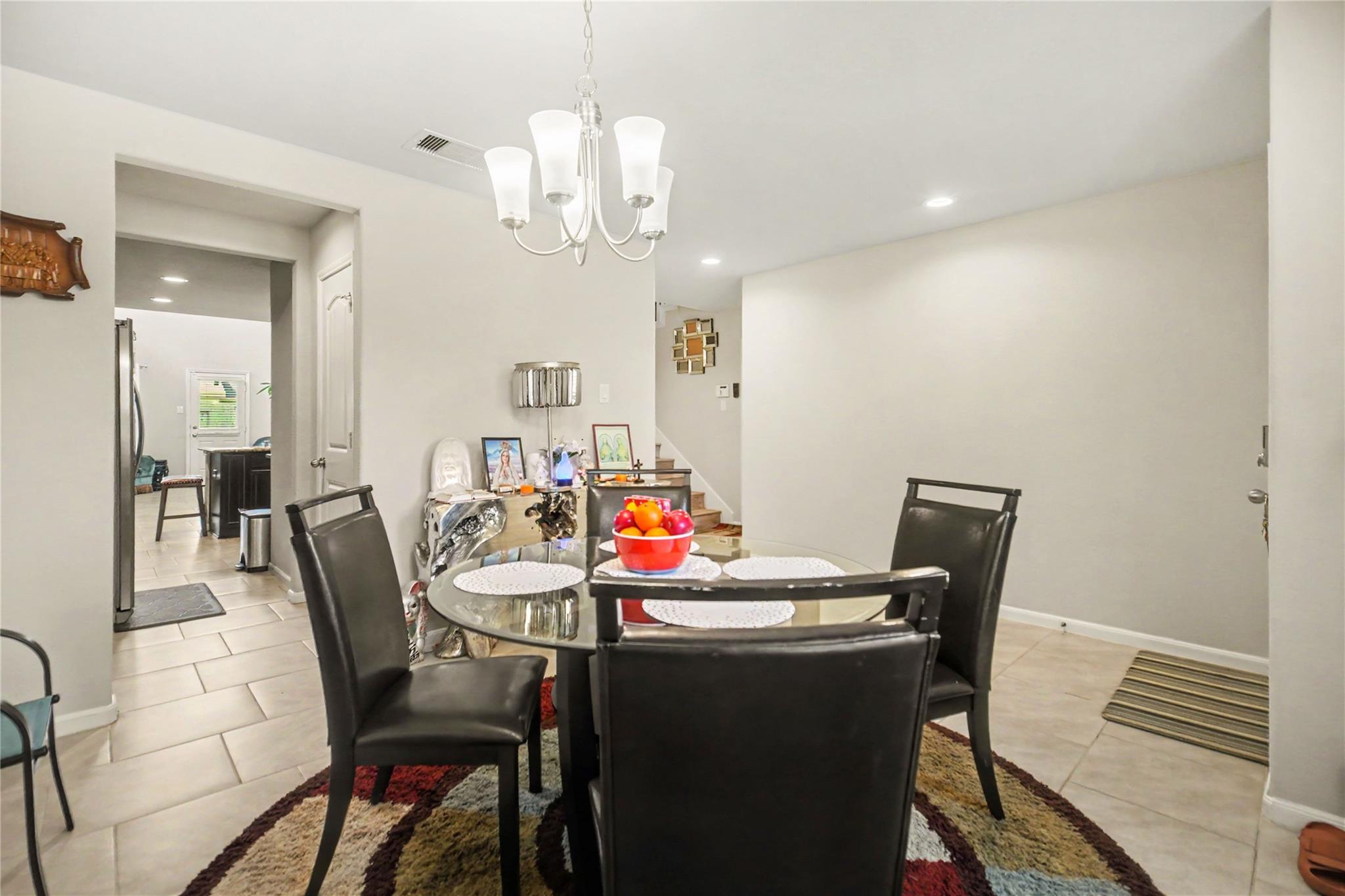 2027 Bravos Manor Lane