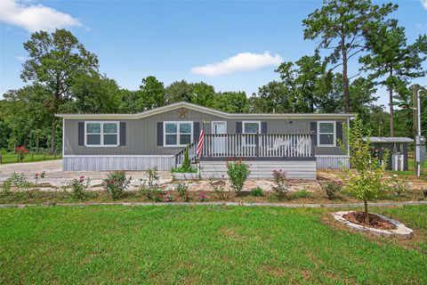 Photo of 12514 County Road 3740, Cleveland, TX 77327 (MLS # 27758753)
