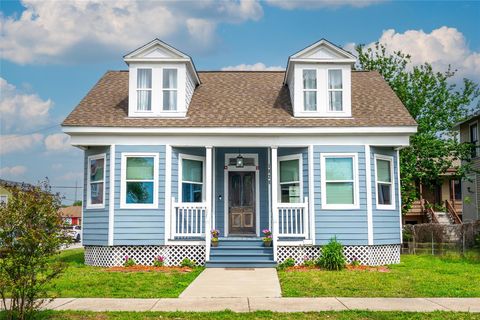 1828 Ursuline Street Galveston TX 77550