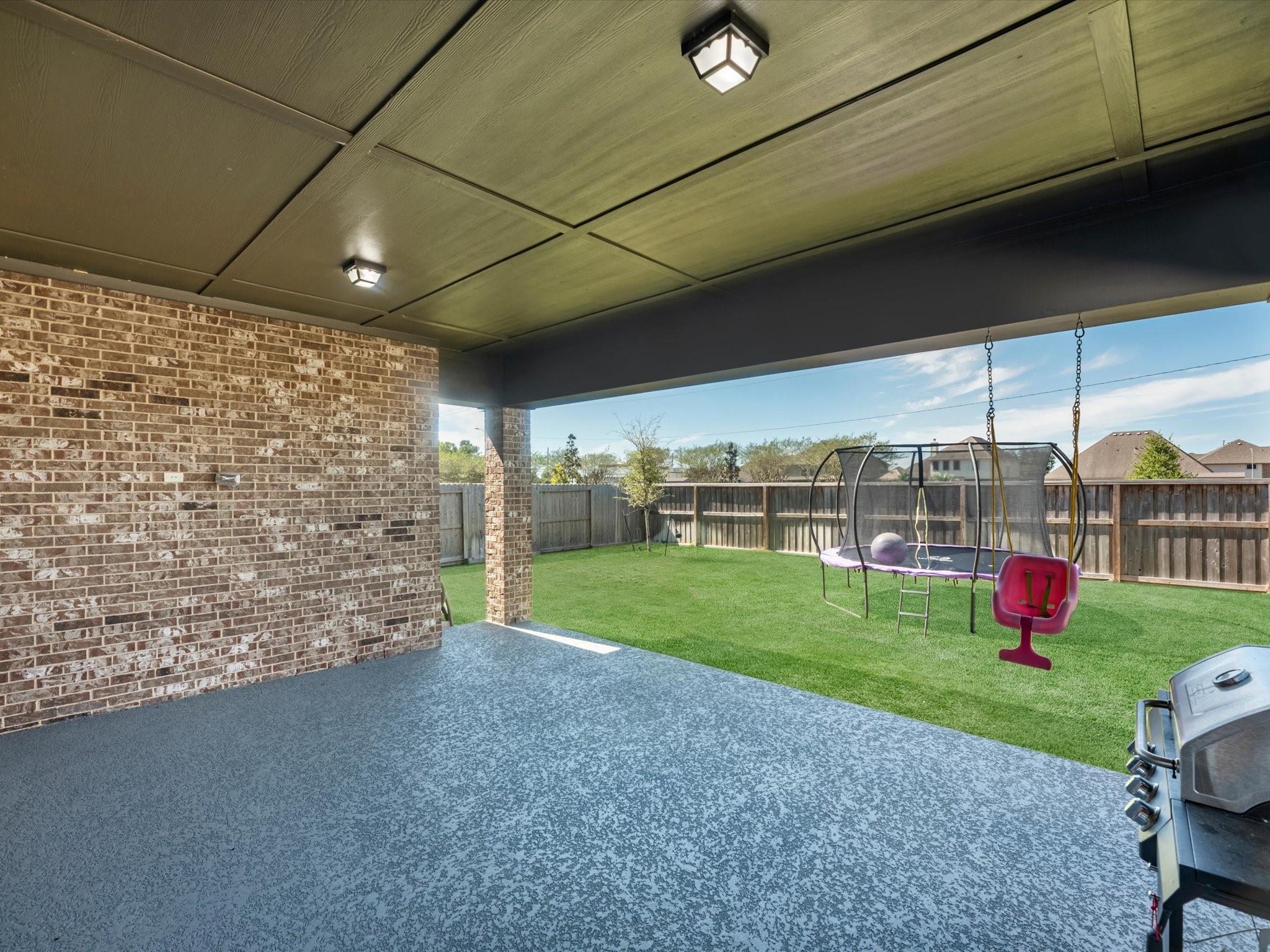 11823 Sawgrass Drive