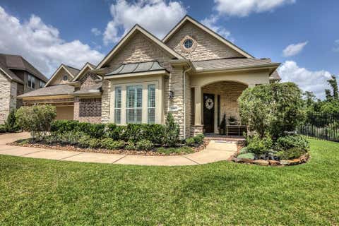 Photo of 154 W Hullwood Court, The Woodlands, TX 77389 (MLS # 76605846)