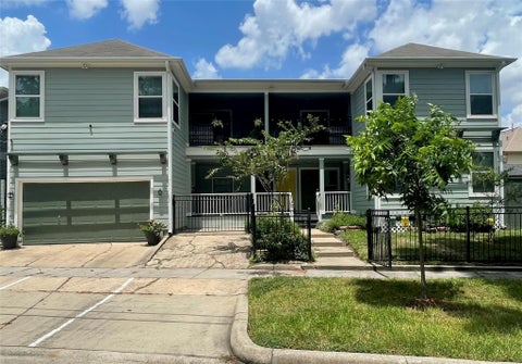 Photo of 4705 Park Drive, Houston, TX 77023 (MLS # 49338982)