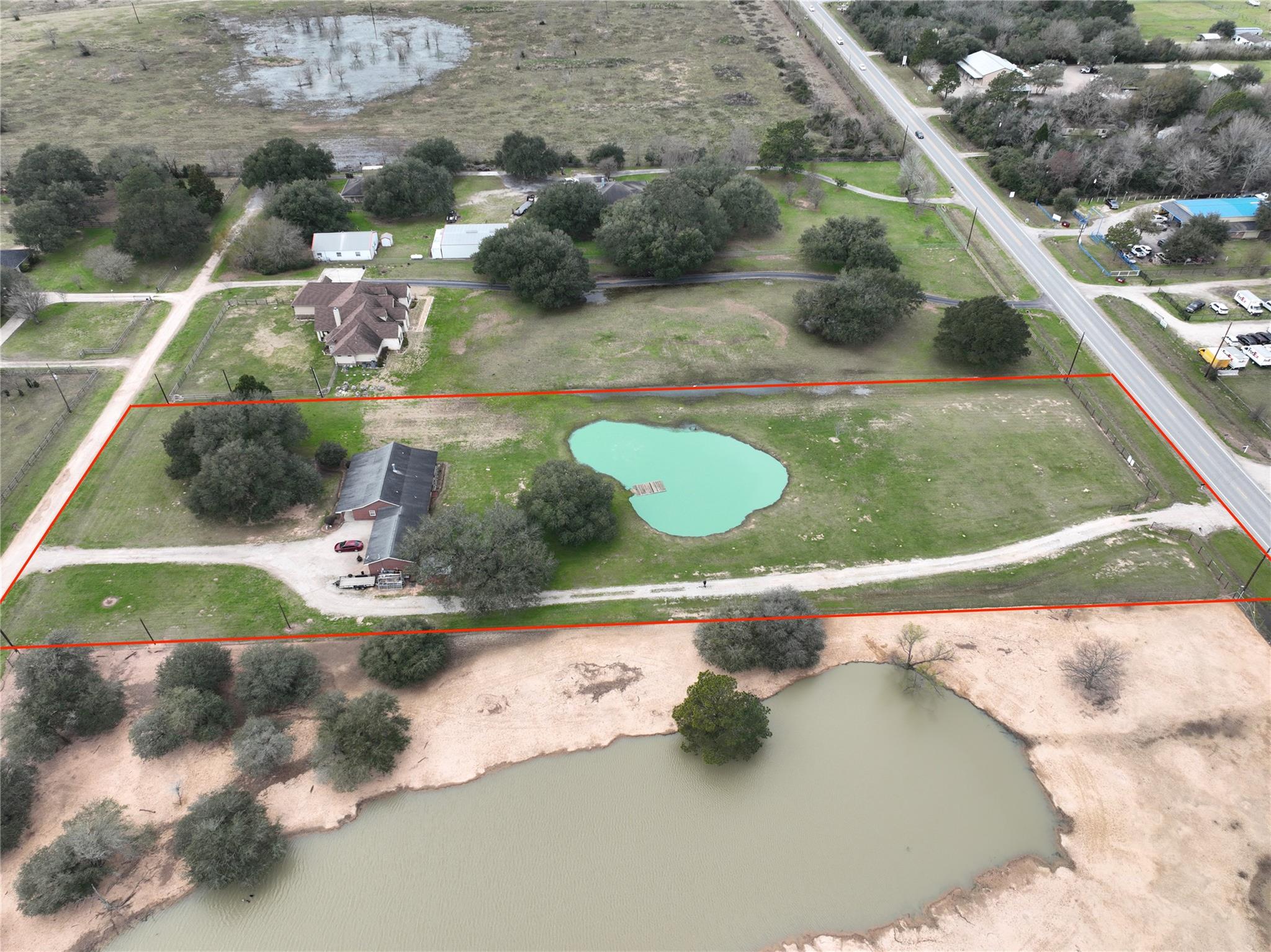 28302 Piney Corners