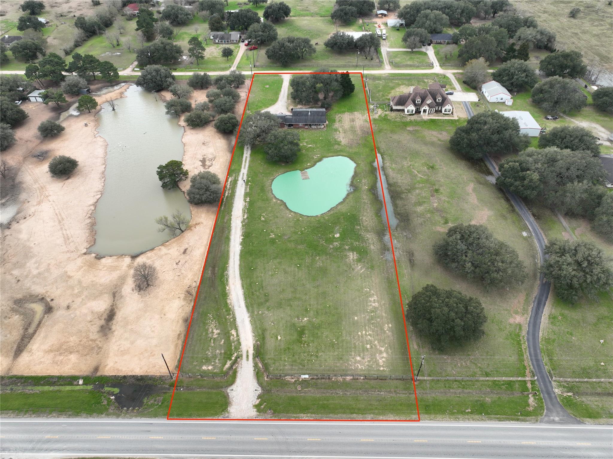 28302 Piney Corners