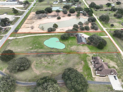 Homes For Sale - 28302 Piney Corners<br/> Waller, TX 77484