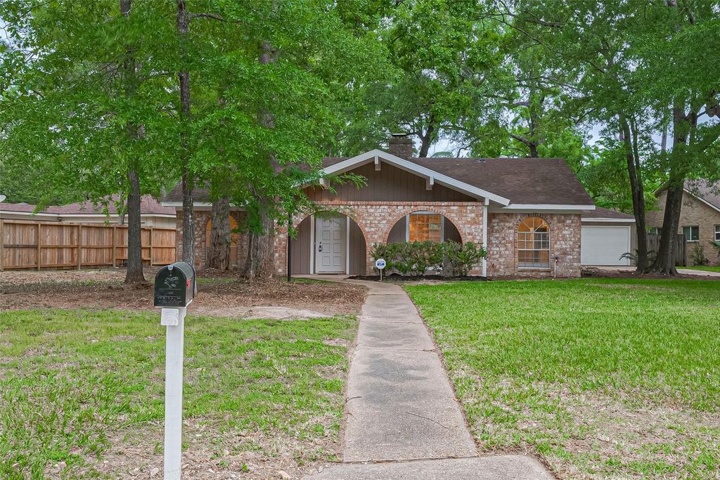 Photo of 3214 Three Pines Drive, Houston, TX 77339 (MLS # 53977845)