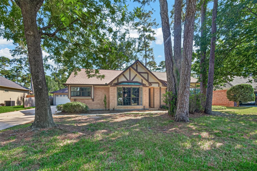 Photo of 9626 Pinehurst Street, Baytown, TX 77521 (MLS # 49466500)