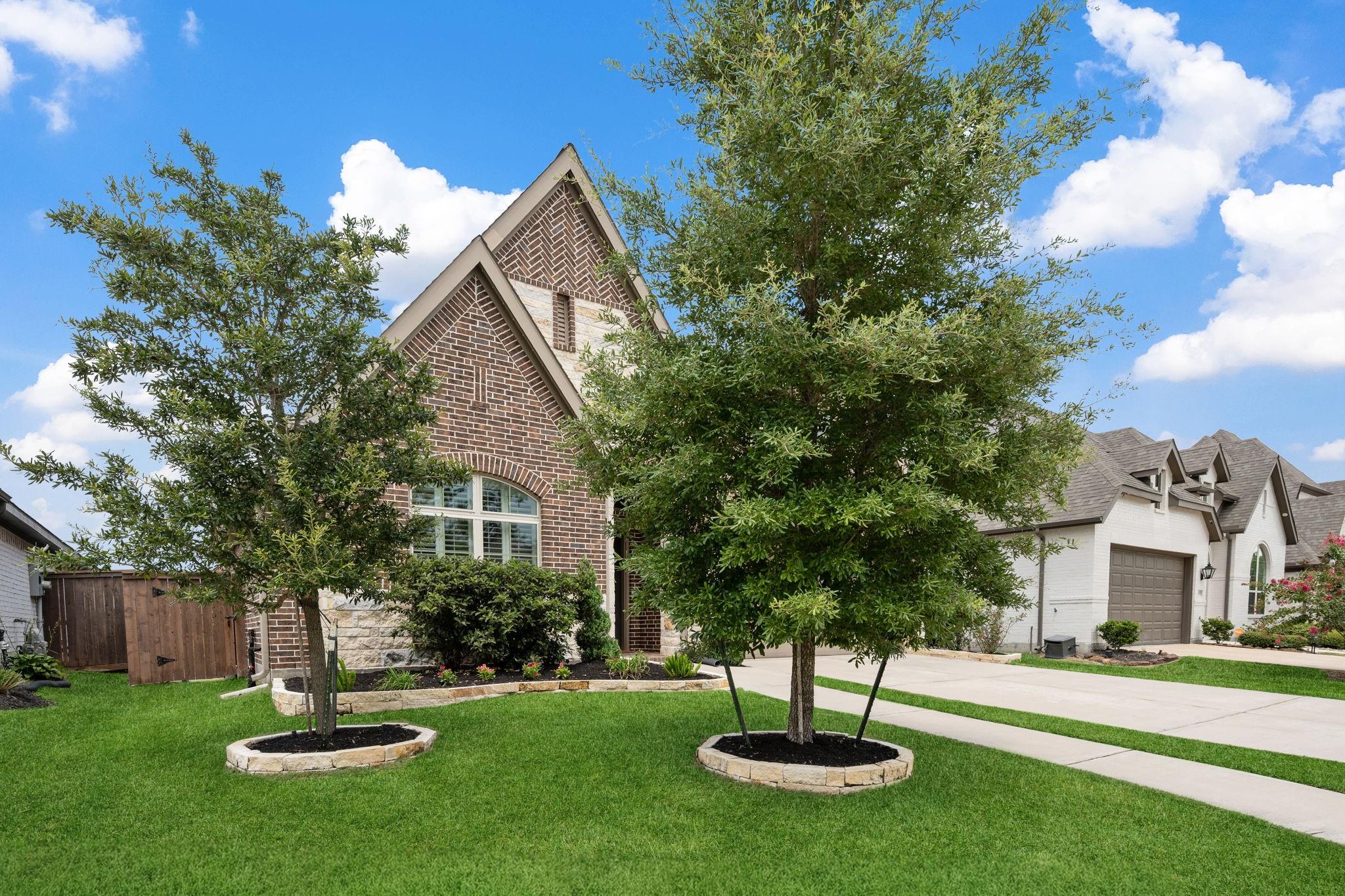 12111 Woodnote Lane