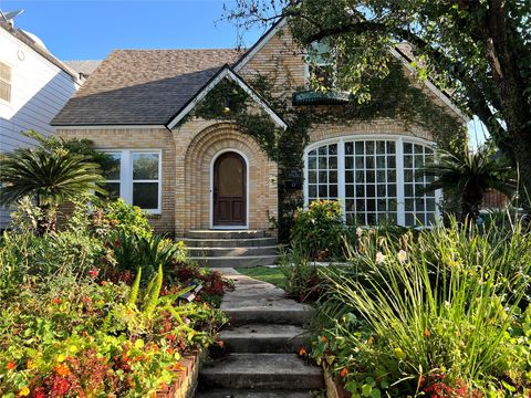 Photo of 1964 Norfolk Street, Houston, TX 77098 (MLS # 33954277)