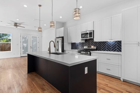 Photo of 2022 Thonig Road #A, Houston, TX 77055 (MLS # 25225868)