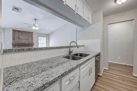 Tiny photo for 34 N Circlewood Glen, The Woodlands, TX 77381 (MLS # 46080182)