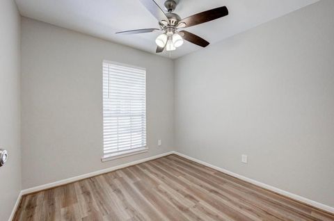 Tiny photo for 34 N Circlewood Glen, The Woodlands, TX 77381 (MLS # 46080182)