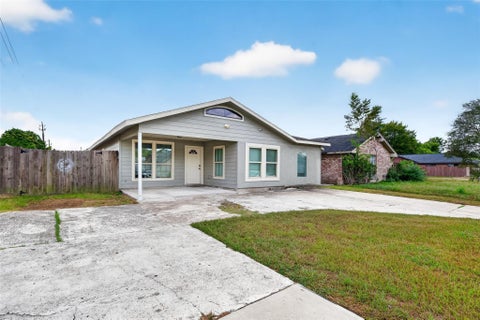 Photo of 1035 Francitas Drive, Houston, TX 77038 (MLS # 56082198)