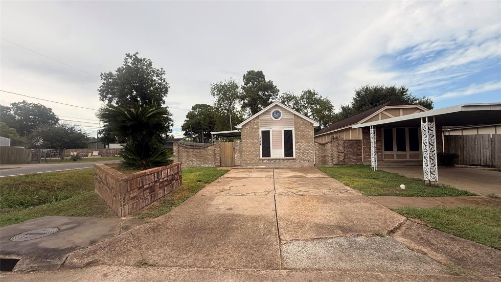 Photo of 5034 Reno Drive, Pasadena, TX 77505 (MLS # 69415756)