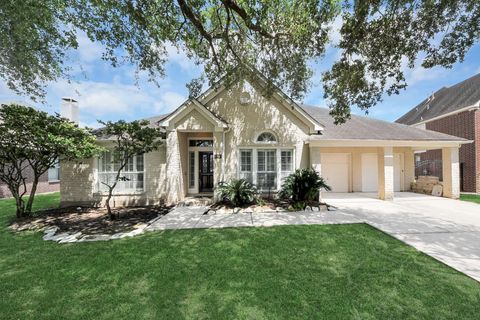 Photo of 5527 Moss Meadow Court, Sugar Land, TX 77479 (MLS # 46234529)