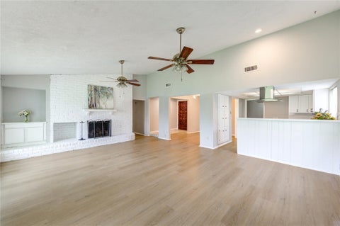 Photo of 10523 Towne Square Road, Sugar Land, TX 77498 (MLS # 86945156)