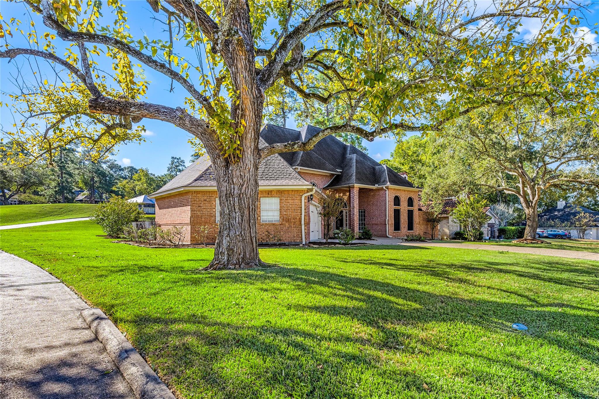 100 April Waters Drive N