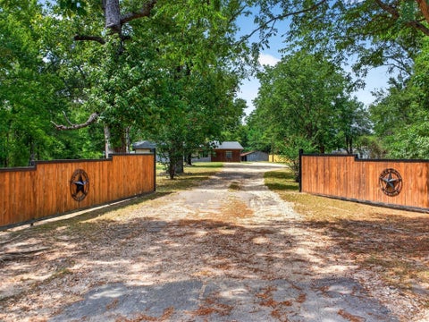Photo of 2969 Fm 328, Huntington, TX 75949 (MLS # 93135090)