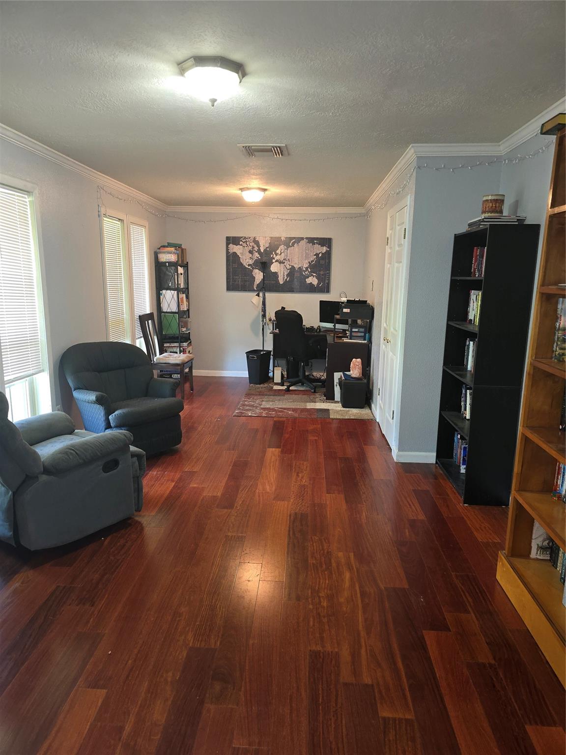 3827 Pecan Circle