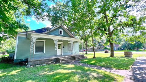 Photo of 1404 6th Street, Bay City, TX 77414 (MLS # 77029443) Photo of 1404 6th Street, Bay City, TX 77414 (MLS # 77029443)