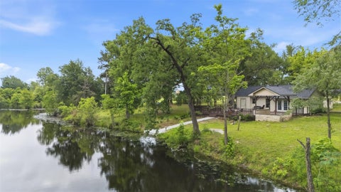 Homes For Sale - 2365 S Fm 46<br/> Franklin, TX 77856