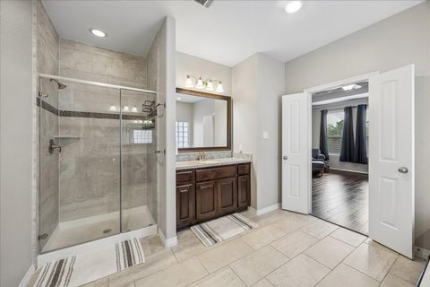 Tiny photo for 2809 Shadow Woods Court, Houston, TX 77043 (MLS # 50769685)