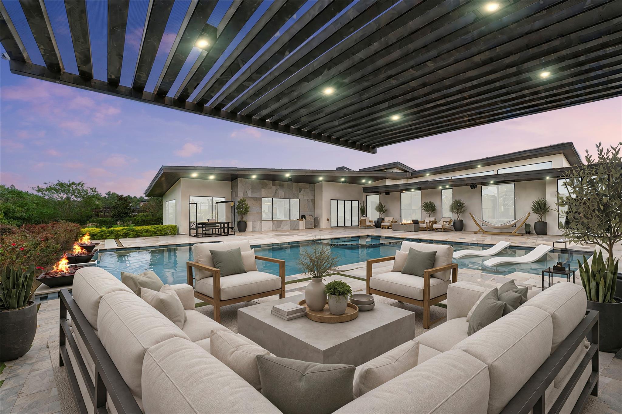 3932 Windsor Mist Lane
