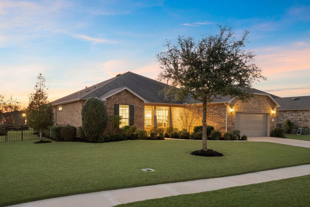 Photo of 415 Spindrift Circle, Richmond, TX 77469 (MLS # 96608664)