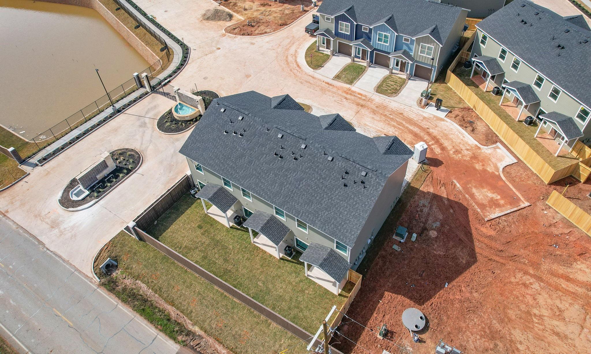 14010 Longstreet Building 16