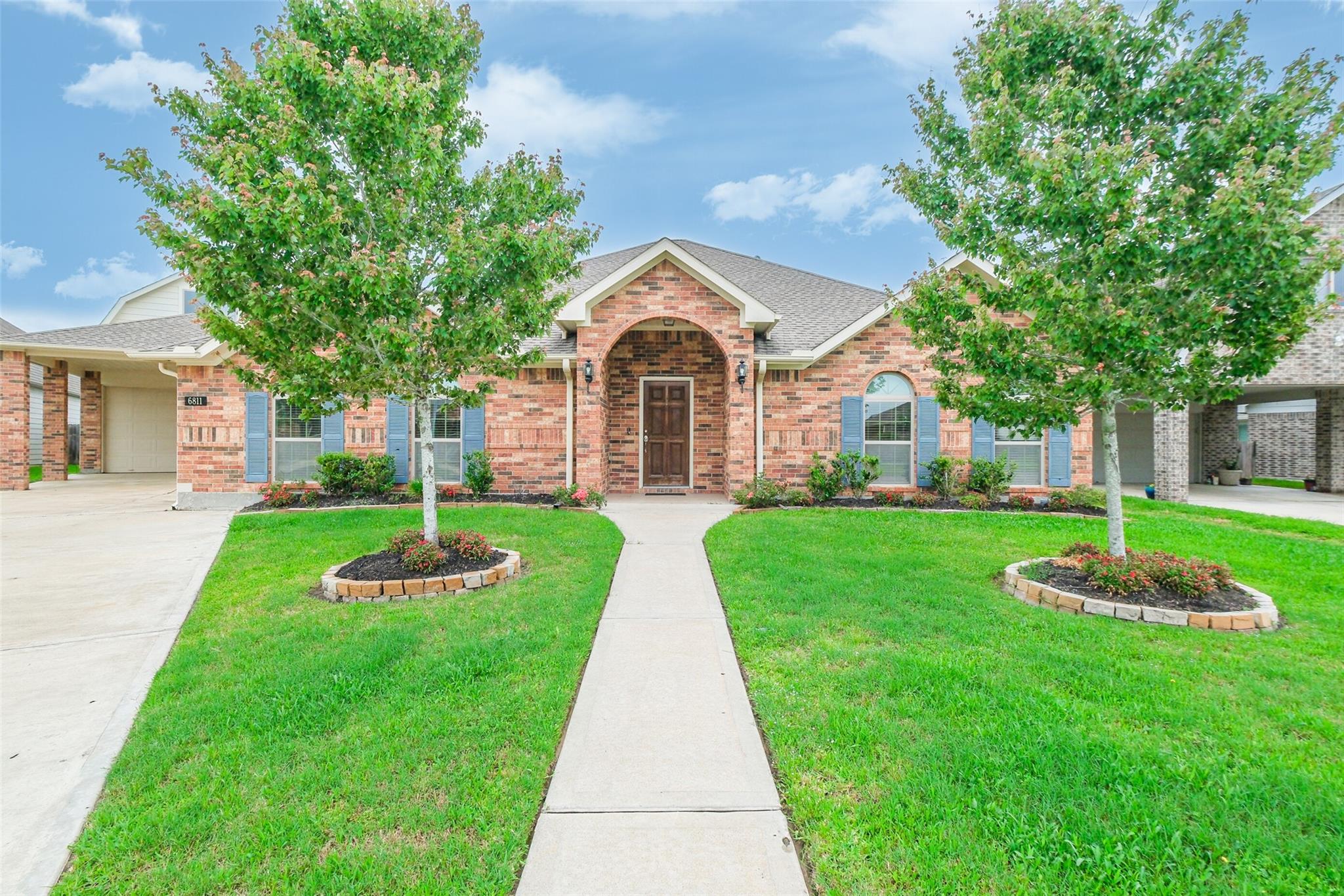 6811 Gonzales Point
