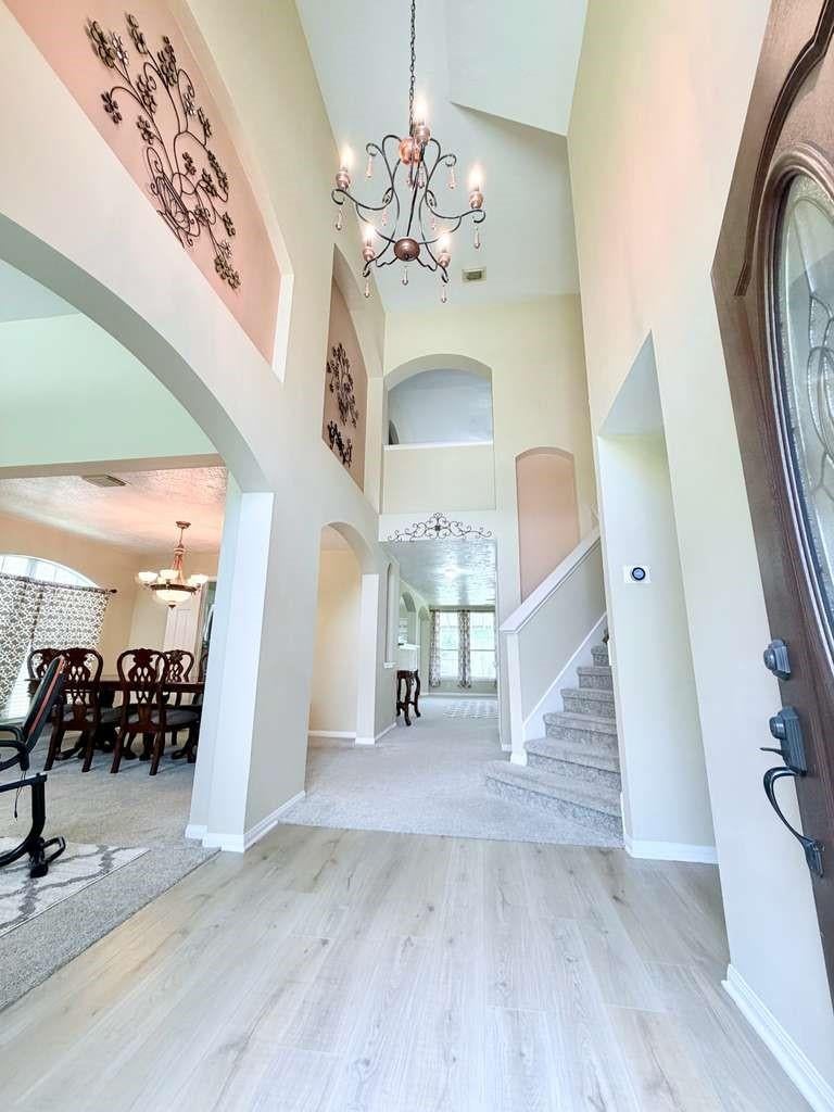 7222 Foxshadows Lane