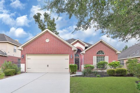 Photo of 31 Hearthwick Road, Tomball, TX 77375 (MLS # 35703994)