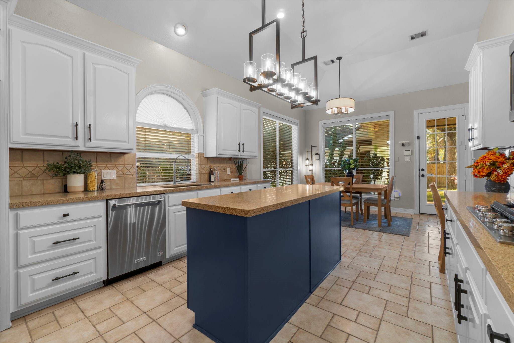 6110 Peachtree Hill Court