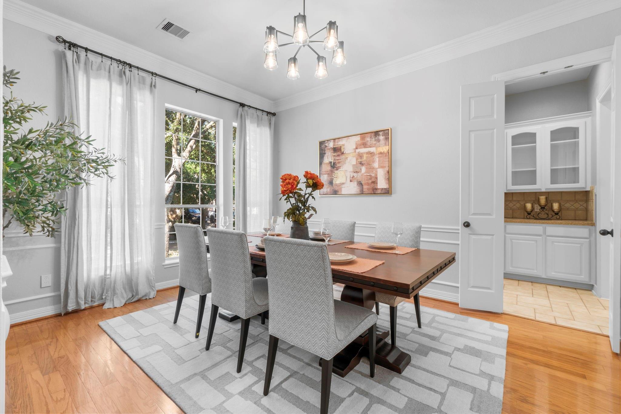 6110 Peachtree Hill Court