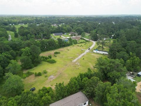 Photo of 6984 Granger Ln Ln, Orange, TX 77630 (MLS # 79243400) Photo of 6984 Granger Ln Ln, Orange, TX 77630 (MLS # 79243400)