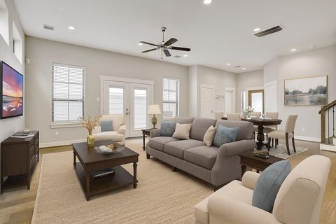 Photo of 5905 Petty Street #B, Houston, TX 77007 (MLS # 97855501)