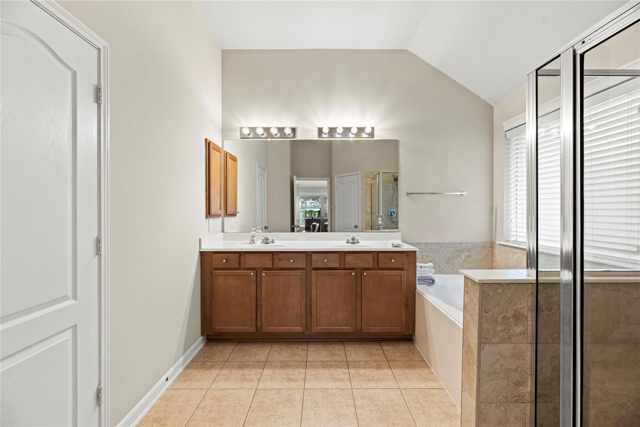 Houston, Texas 77084, United States, 3 Bedrooms Bedrooms, ,2 BathroomsBathrooms,Residential,Active,246419