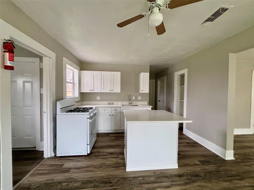 Photo of 9710 Casa Loma Drive, Houston, TX 77041 (MLS # 82288757)