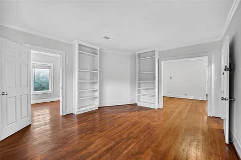 Photo of 1758 Hawthorne Street #2, Houston, TX 77098 (MLS # 71368375)