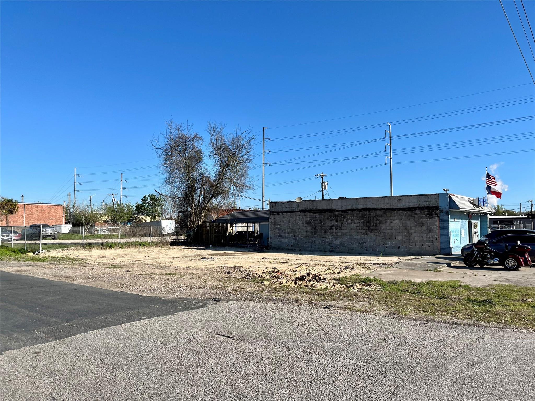 204 Highway 146 S