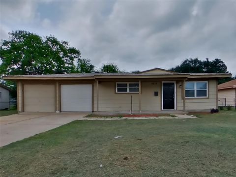 Photo of 5234 Jorns ST, Houston, TX 77045 (MLS # 26533320)