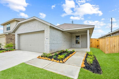 Photo of 7507 Birch Harvest Drive Lane, Houston, TX 77493 (MLS # 75752232)