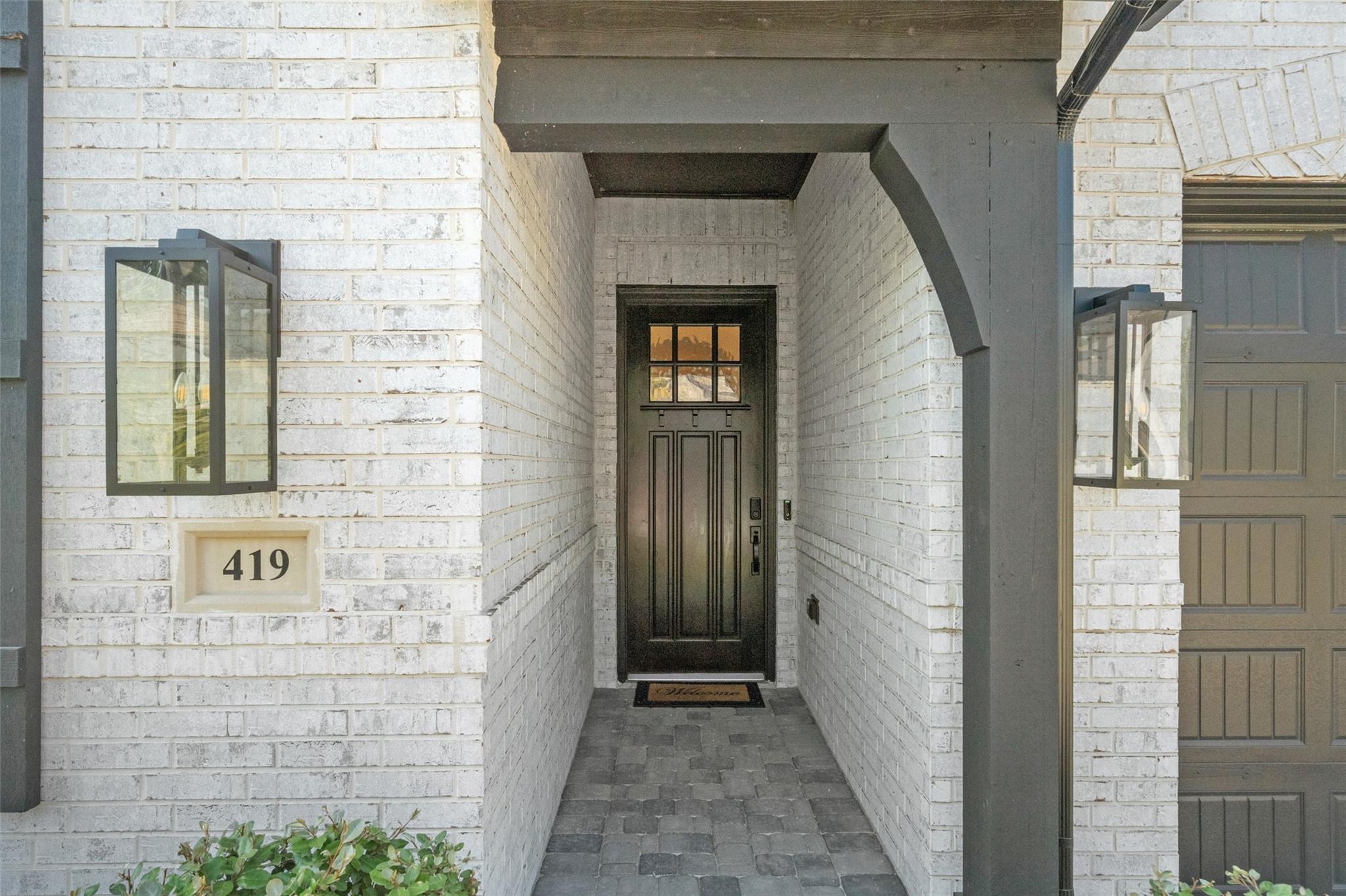 419 N Hillary Step Place