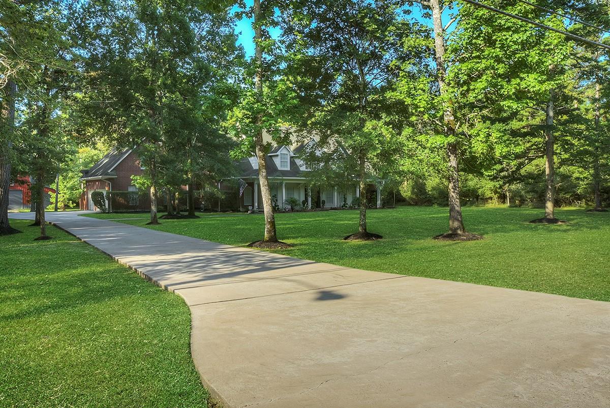 10819 Lake Windcrest