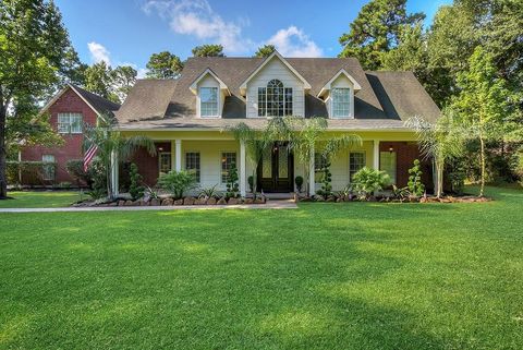 Photo of 10819 Lake Windcrest Dr, Magnolia, TX 77354 (MLS # 93677178)