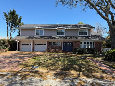 Homes For Sale - 1110 Harbor View Drive<br/> Galveston, TX 77550