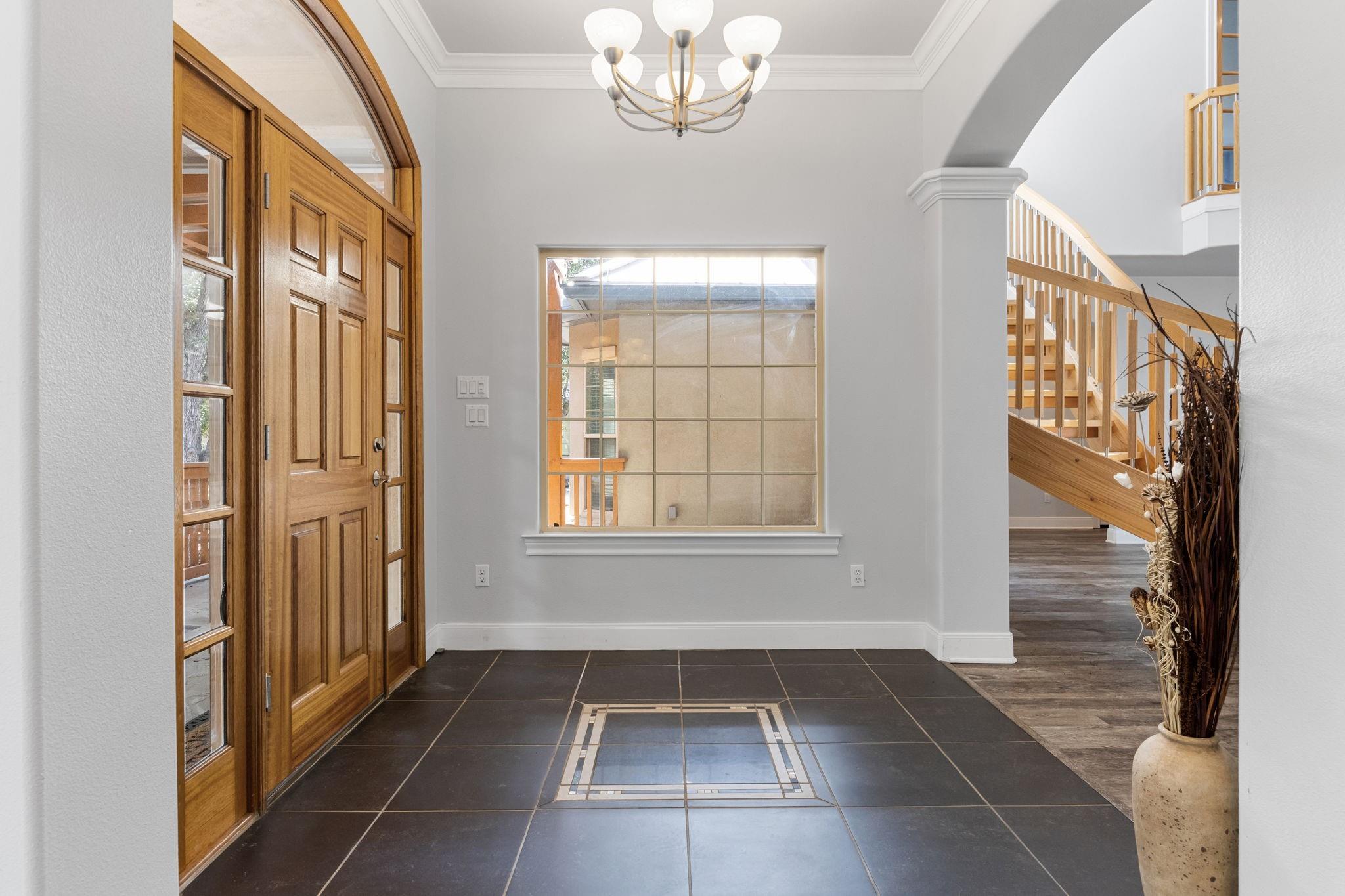 373 Wentworth